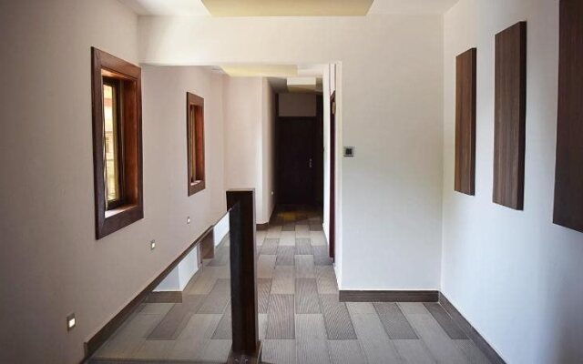Byblos Hotel