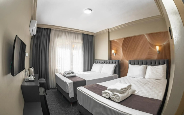 Loyal City Hotel