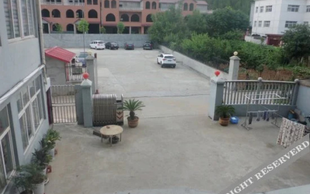 Yuechen Hotel