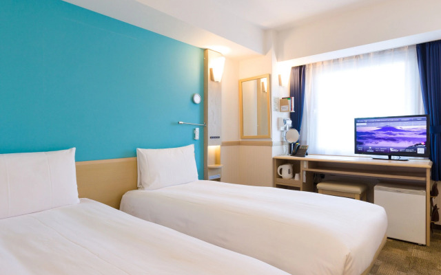 Toyoko Inn Shinjuku-Gyoemmae-Eki 3-Ban Deguchi