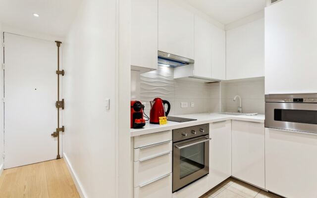 Beautiful Renovated Apartment - Marais