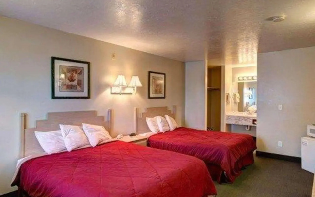 Cathedral Valley Inn
