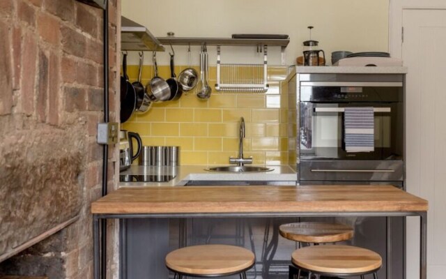 Lovely 1-bedroom Apt near Leith and City Centre