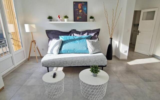 MaxBnb - ISLY - T2 Balcon/clim 50m² - Ouest -