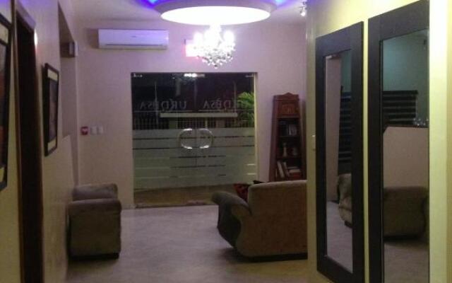 Urdesa Suites Hotel