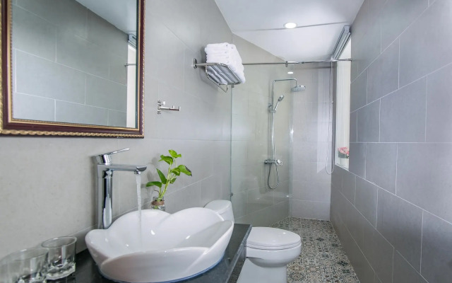 Ngoc Lan Hotel