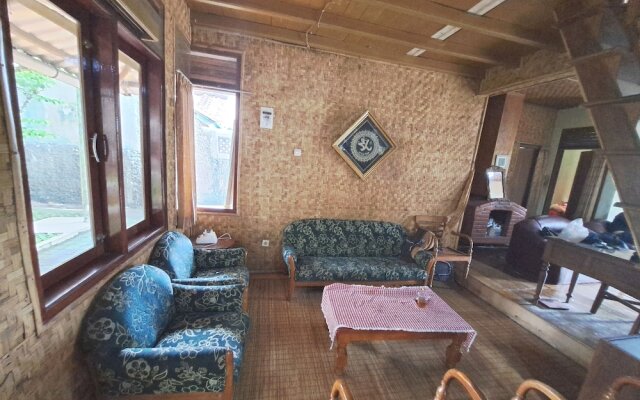 OYO 93656 Villa Cassanova Syariah