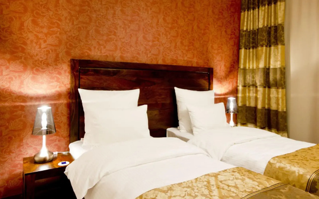 Columbus Hotel