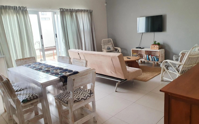 Acacia Four Seven Self-Catering