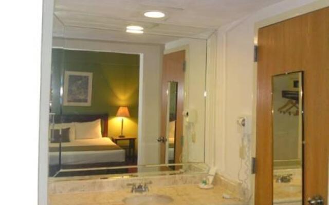 Hotel Hacienda Monterey