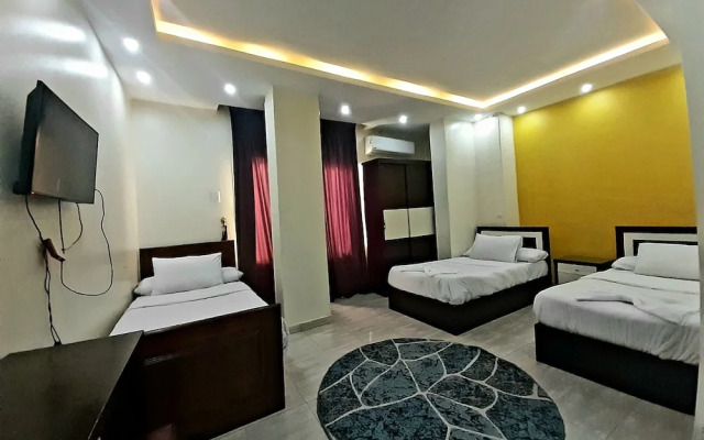 Tut Pyramids View Hotel