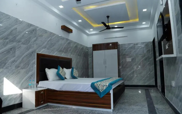 Hotel Amar Leela