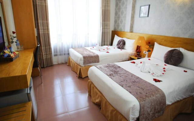 Madam Moon Hotel