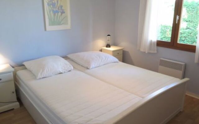 LOriÂ©e du Bois (HUT100)