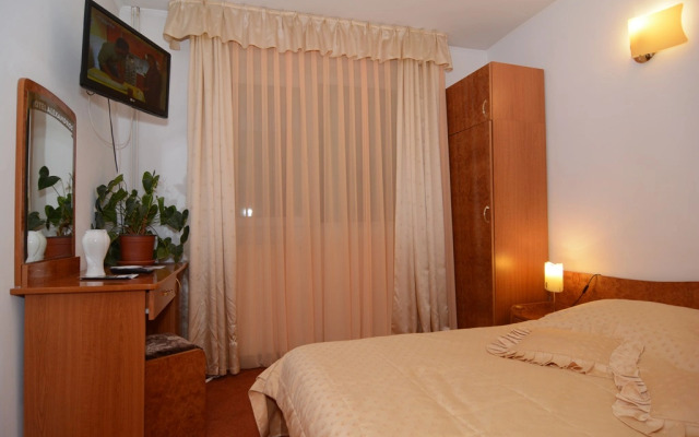 Hotel Alexandros
