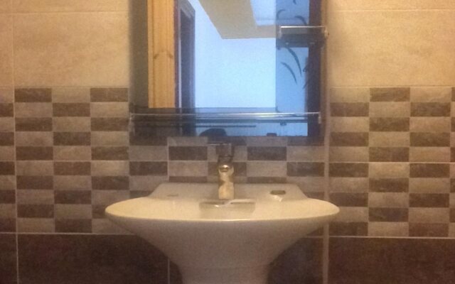 Palm Hotel Suites