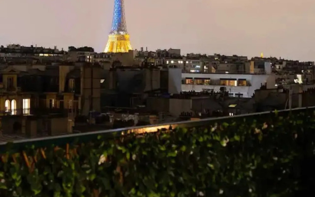 Apartment special location Tower Eiffel
