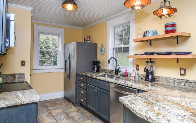 Cross the River 2 Bedroom House