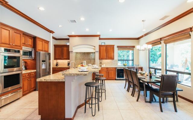 Villa Palma by AvantStay | Villa in Coachella w/ Pool & Spa | Sleeps 15!