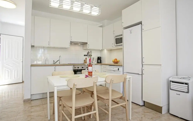 Sand Club Apartment 202