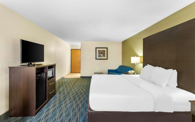 Best Western Oglesby Inn