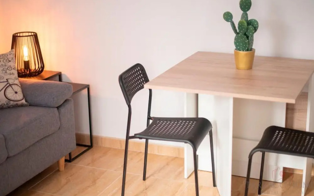 Th08 Apartamento Moderno con Patio Privado