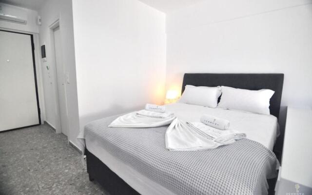Zennova  Sirene Luxury Studios