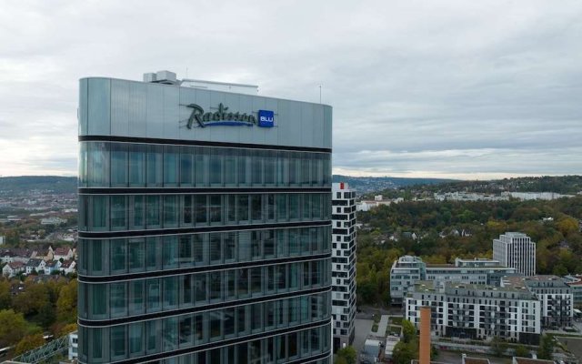 Radisson Blu Hotel At Porsche Design Tower Stuttgart