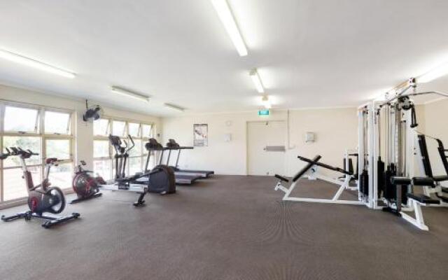 North Ryde Self Contained 2 Bed Apartment (37CULL)