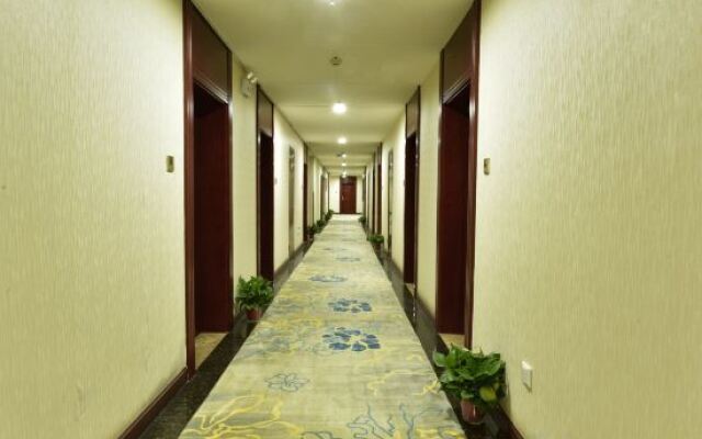Binhe International Hotel (Dunhuang Night Market)
