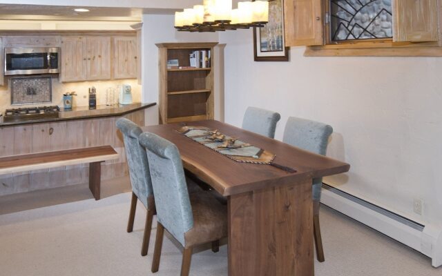 Village Center Condo 1G