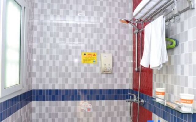 Home Inn Shenzhen Nanshan Nanxin Road Daxin Metro Station