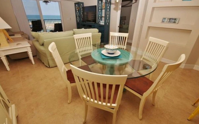 Oceanwalk 18-602 Apartment 3