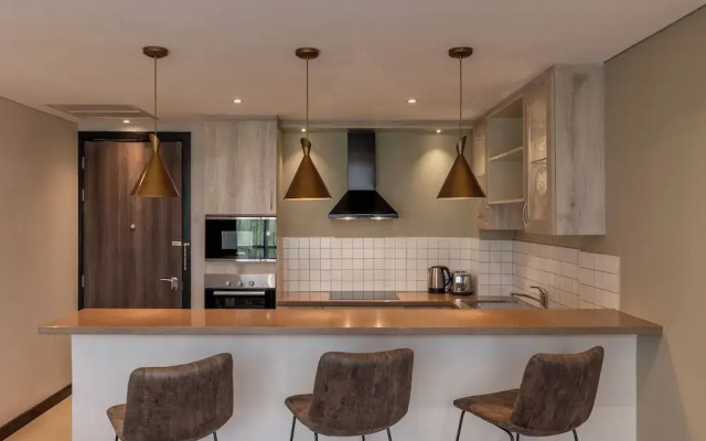 Trademark Suites at Enaki Town