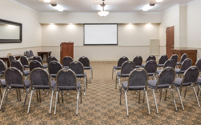 Holiday Inn Express & Suites 1000 Islands - Gananoque