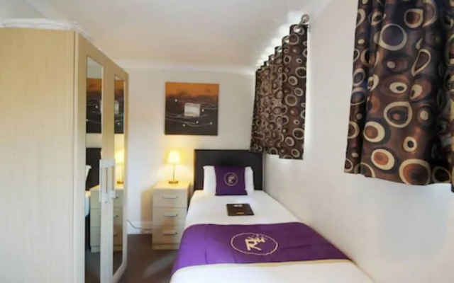 Revado Hotel