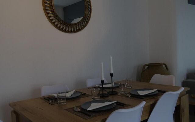 Santo Riviera House