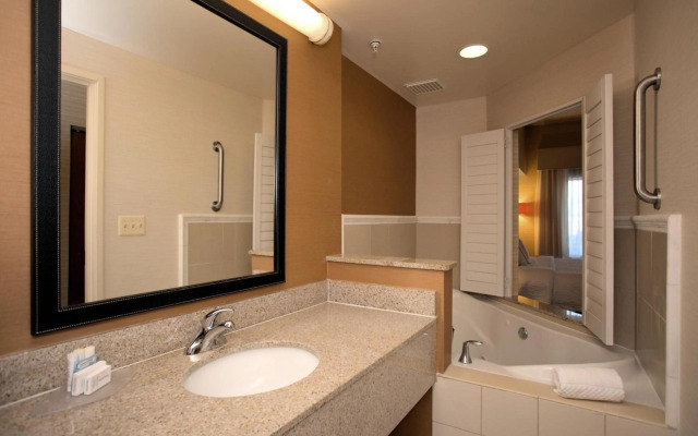 Fairfield Inn & Suites by Marriott Edison-South Plainfield