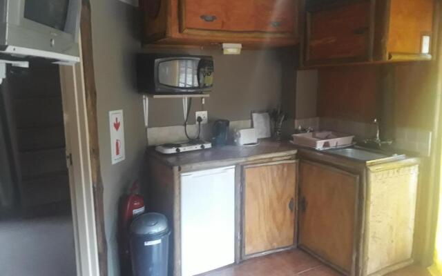 Thabankwe Bushveld Inn