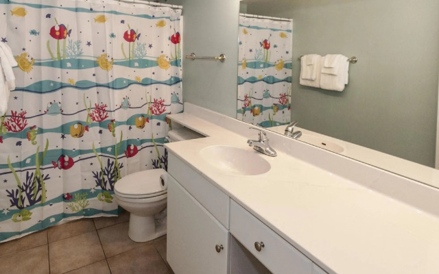 1214 Shores of Panama