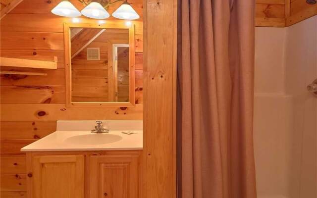 Close to Heaven - Two Bedroom Cabin