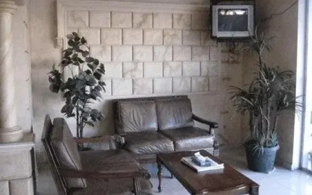 Durrat Al Sharq Suites 2 Apartment