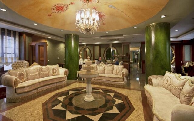 Hotel Sapphire