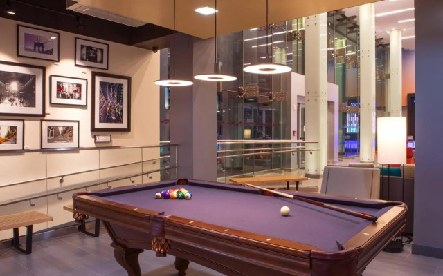 Aloft New York LaGuardia Airport