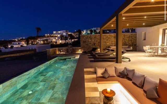 Bonzoe Suites & Villas