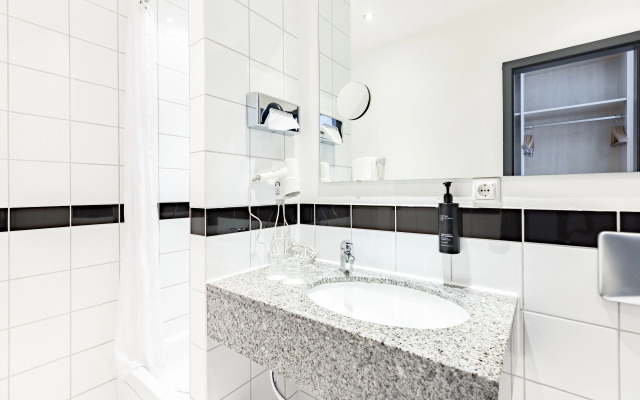 Garner Hotel Cologne Porz - Airport by IHG