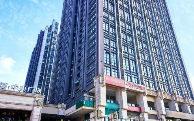 Vienna 3 Best Hotel (Chongqing Jiangbei Airport Sunac Central Plaza)