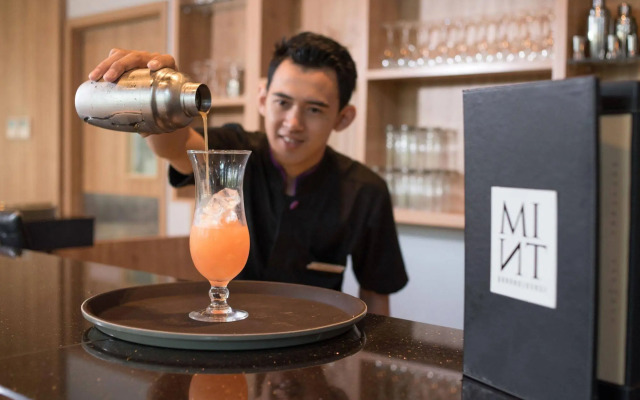 Bigland Hotel & Convention Sentul