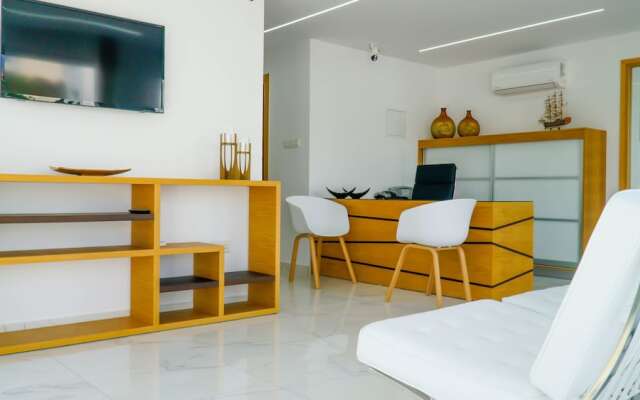 Rododafni Beach Apartments