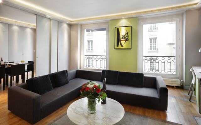 Designer Stay - Champs Elysées